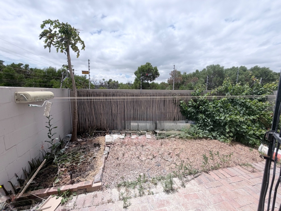 3 Bedroom Property for Sale in Bloubergstrand Western Cape